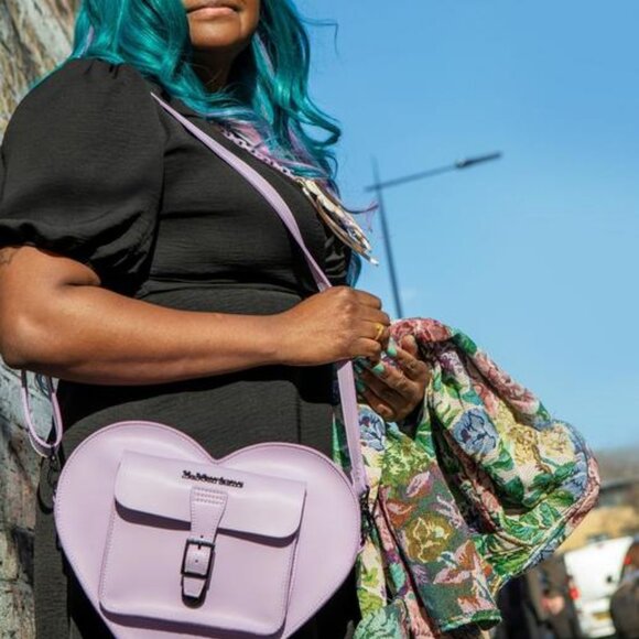 Rare NWT Dr. Marten's Convertible Leather Heart Backpack in Lilac Kiev - Picture 9 of 12